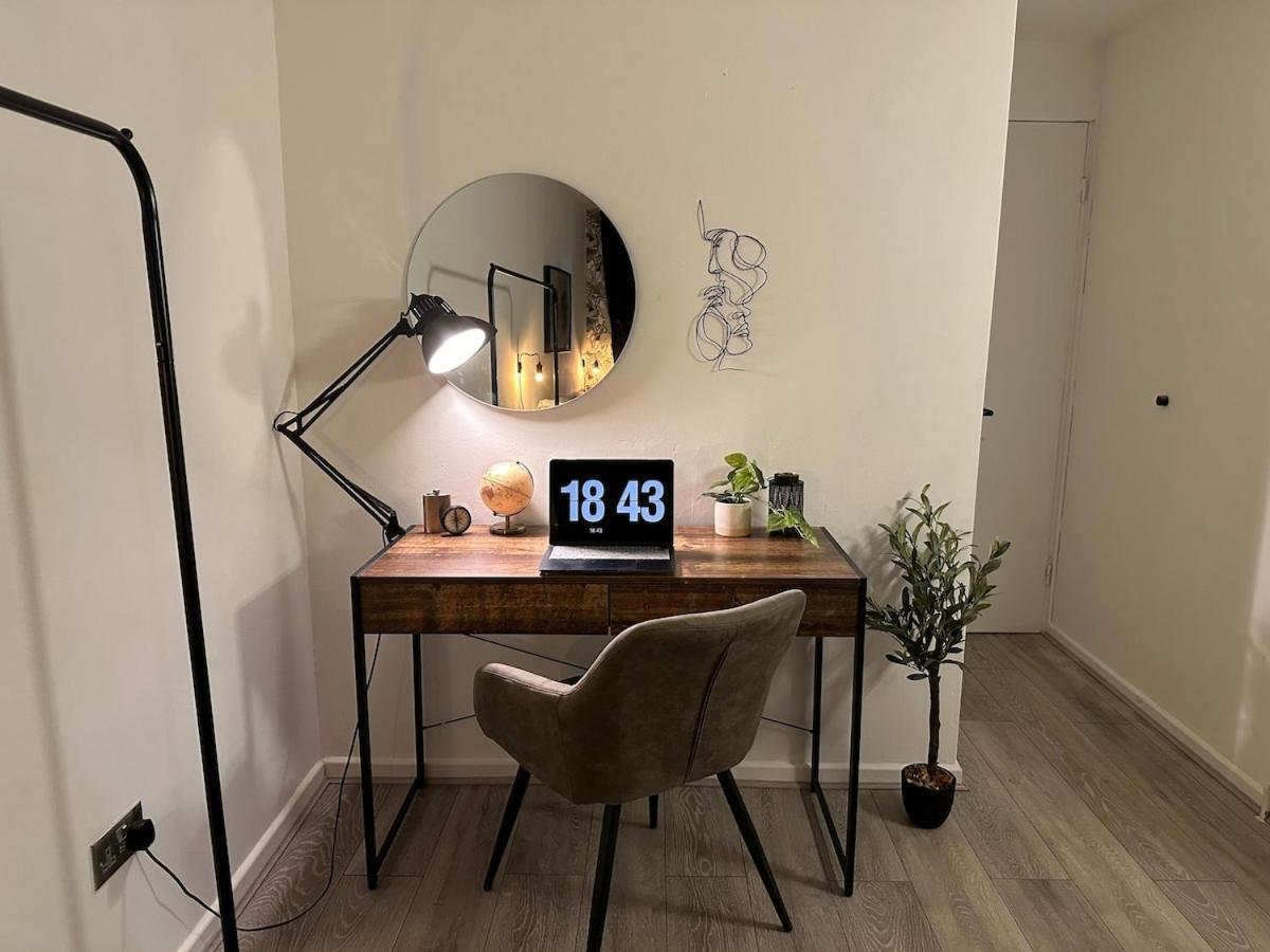 Spacious And Modern Flat In Archway London Eksteriør billede