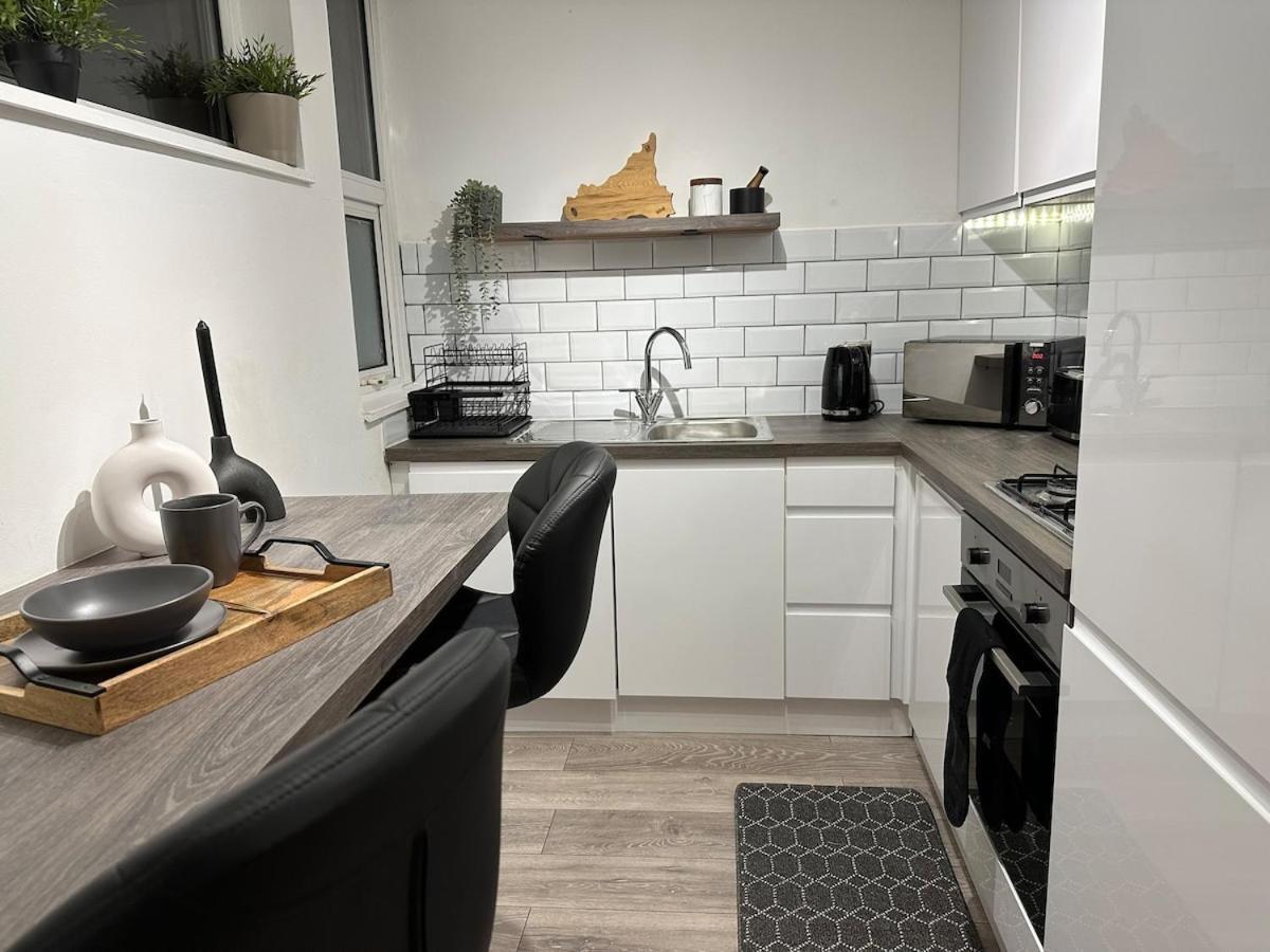 Spacious And Modern Flat In Archway London Eksteriør billede