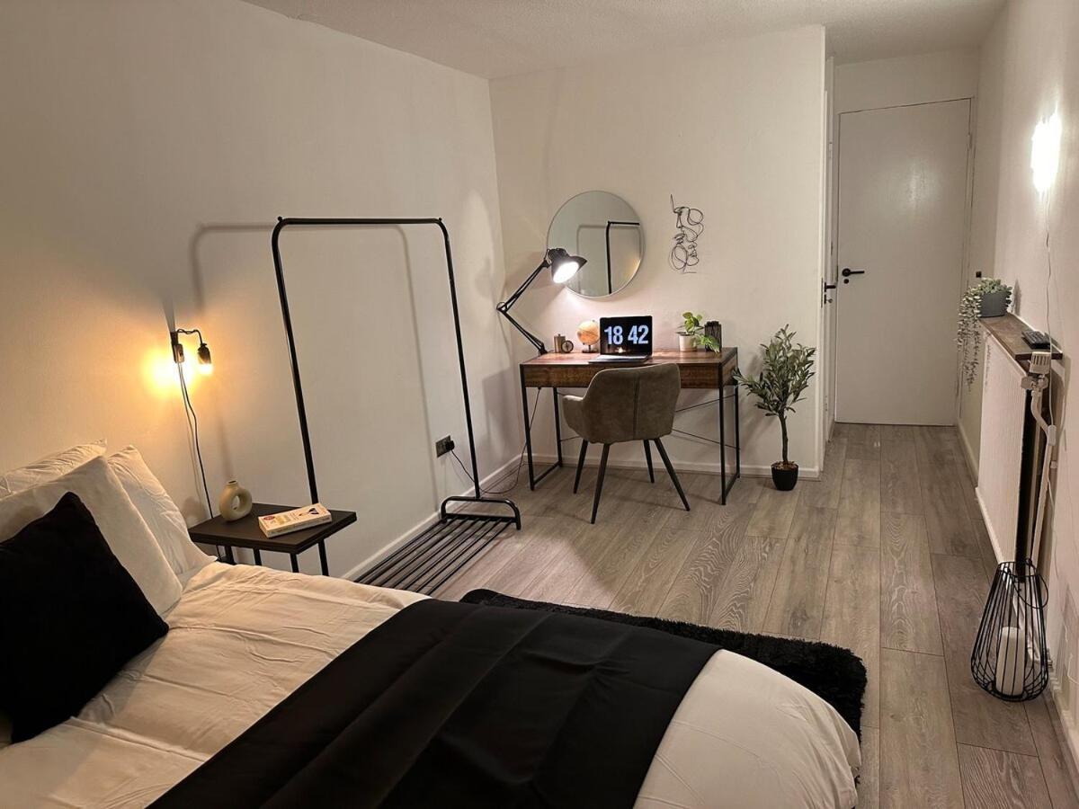 Spacious And Modern Flat In Archway London Eksteriør billede